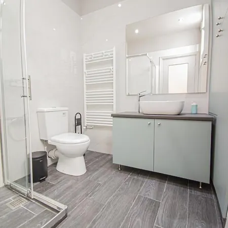 City Centre Oasis: Renovated Apartment with Roof Garden Chania  Exterior photo