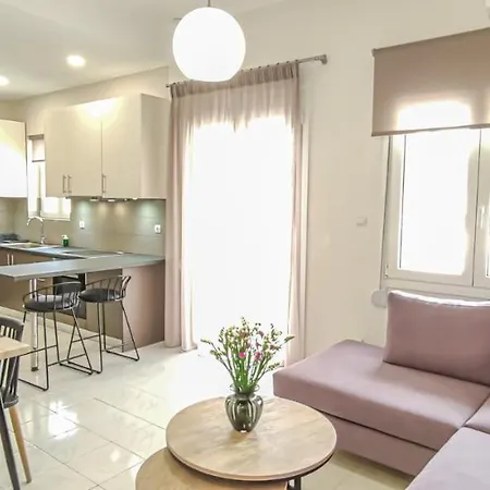 City Centre Oasis: Renovated Apartment with Roof Garden Chania  Exterior photo