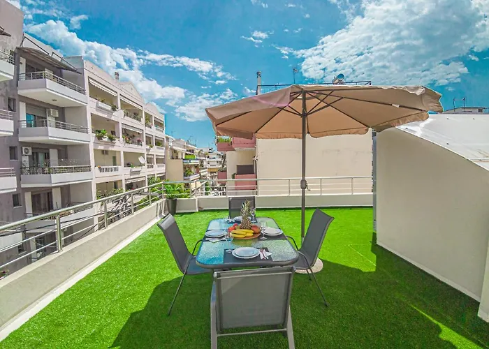 Fully Renovated Apartment In The City Centre With Roof Garden! 3 Minutes From The Bus Station And 6 Minutes From The Old Town