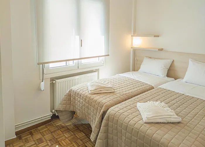 Fully Renovated Apartment In The City Centre With Roof Garden! 3 Minutes From The Bus Station And 6 Minutes From The Old Town