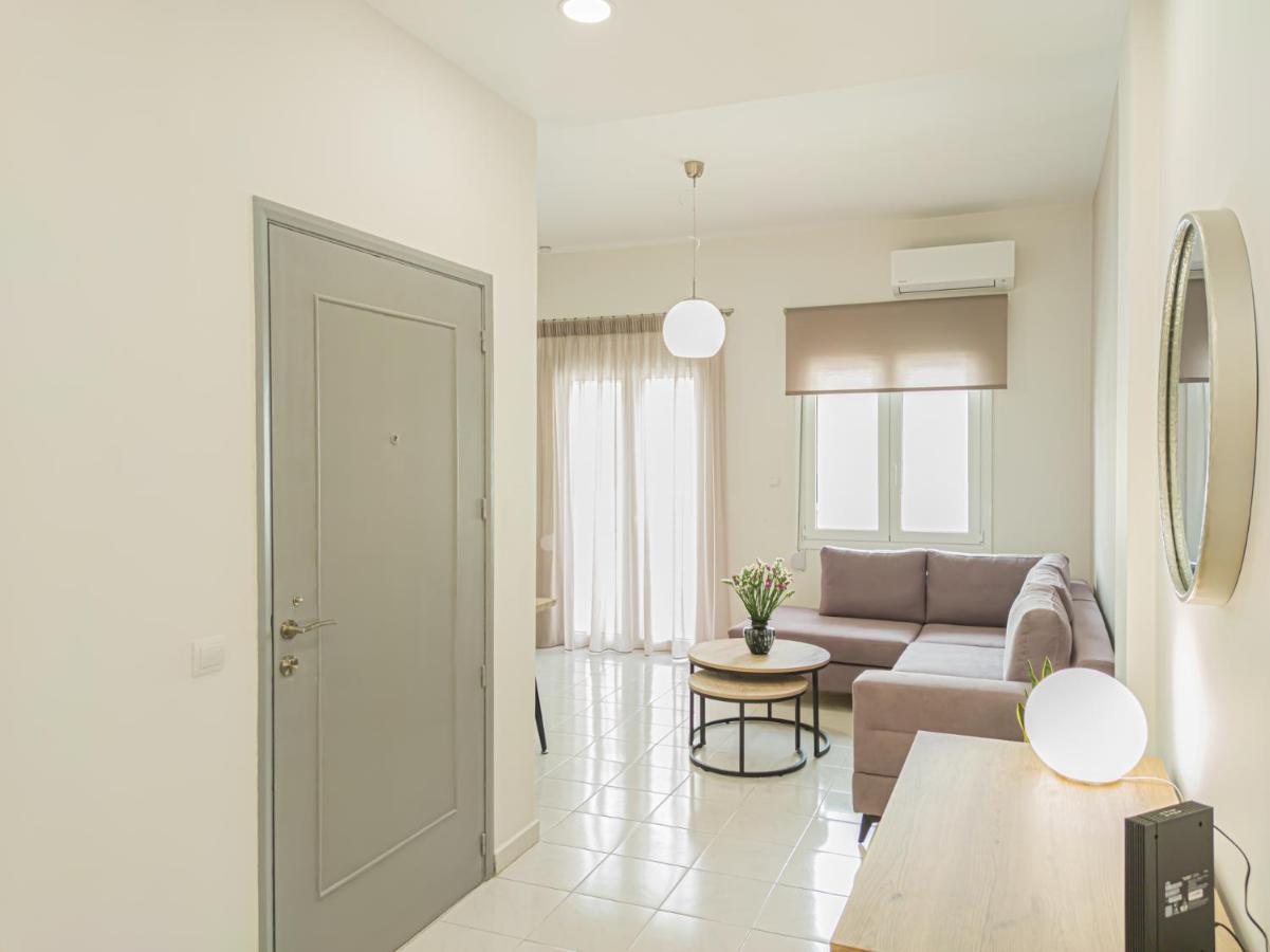Fully Renovated In The Centre With Roof Garden! 3 Minutes From The Bus Station And 6 Minutes From The Old Town Appartement *