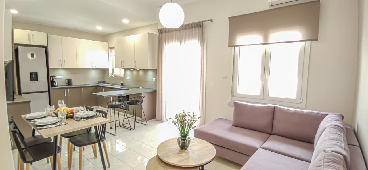 Fully Renovated In The Centre With Roof Garden! 3 Minutes From The Bus Station And 6 Minutes From The Old Town Appartement