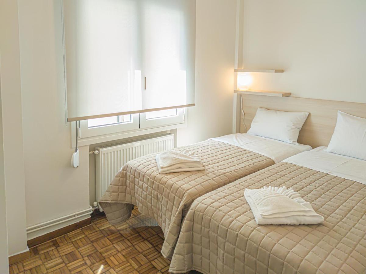 Fully Renovated In The Centre With Roof Garden! 3 Minutes From The Bus Station And 6 Minutes From The Old Town Appartement